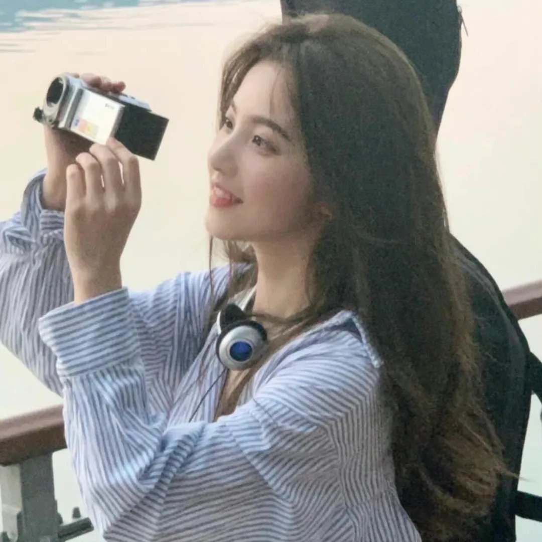 我被女帝偷听心声