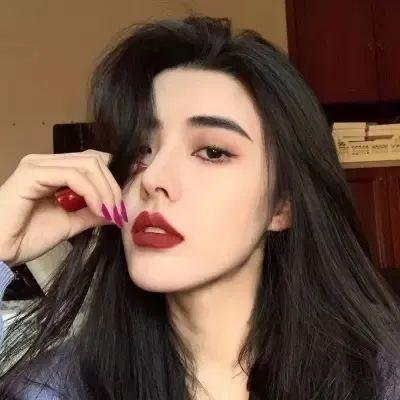 任他明月下西楼